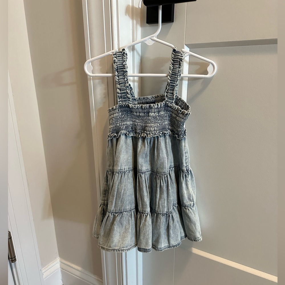 Baby gap smocked chambray dress size 18-24months